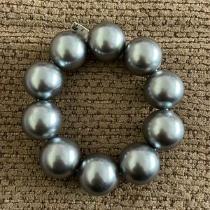 Silver Large Pearl Stretch Bracelet NWT